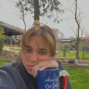 Meet your Posher, Patricia